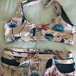 CUT OUT 2 PIECE BATHING SUIT - SIZE MEDIUM